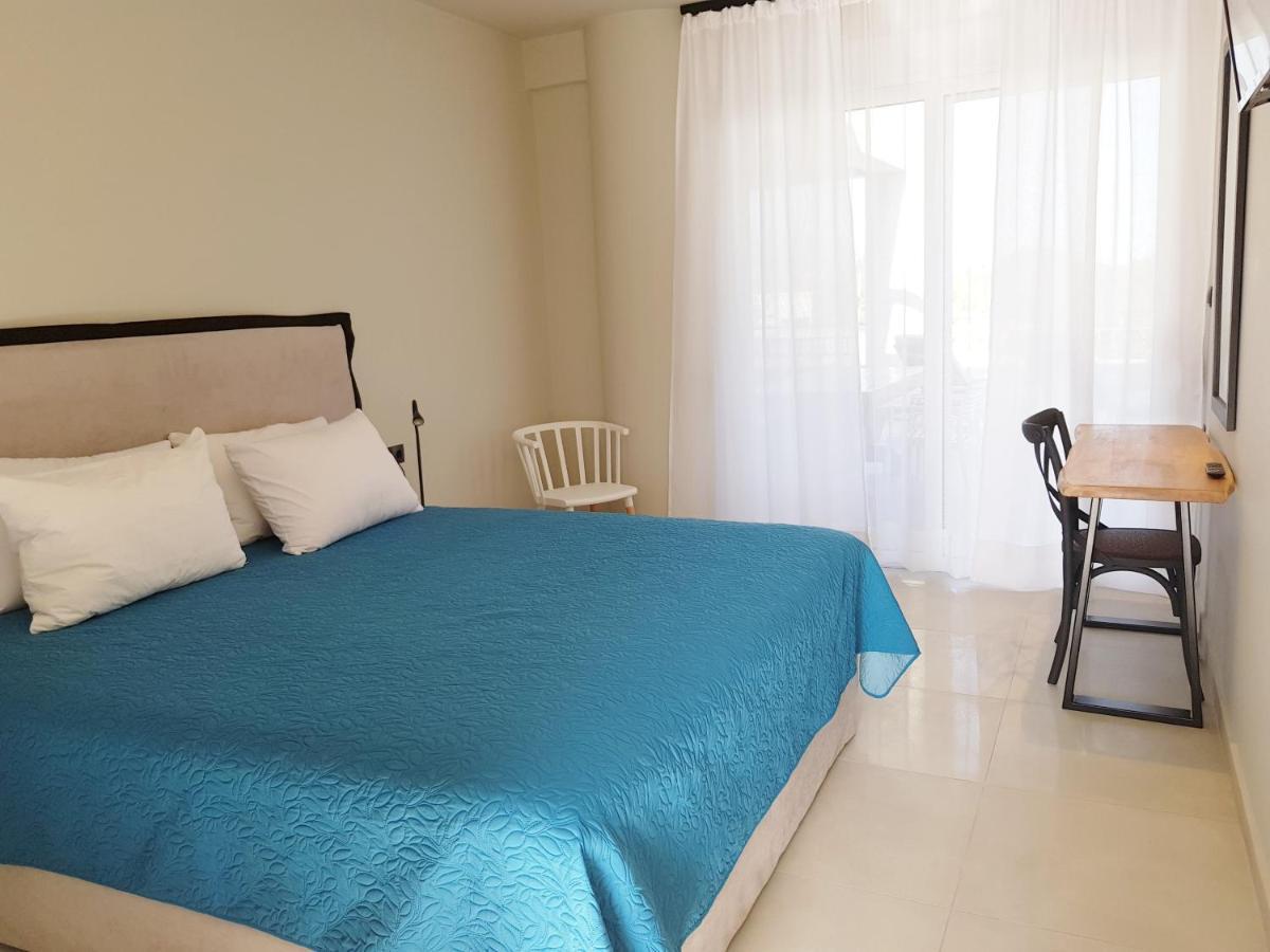 Houmas Apartments Yialos エクステリア 写真