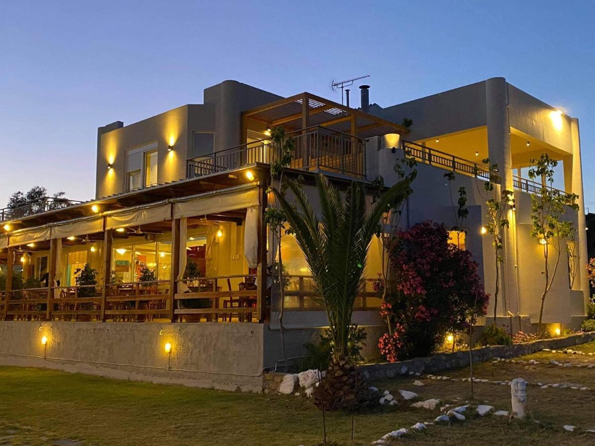 Houmas Apartments Yialos エクステリア 写真